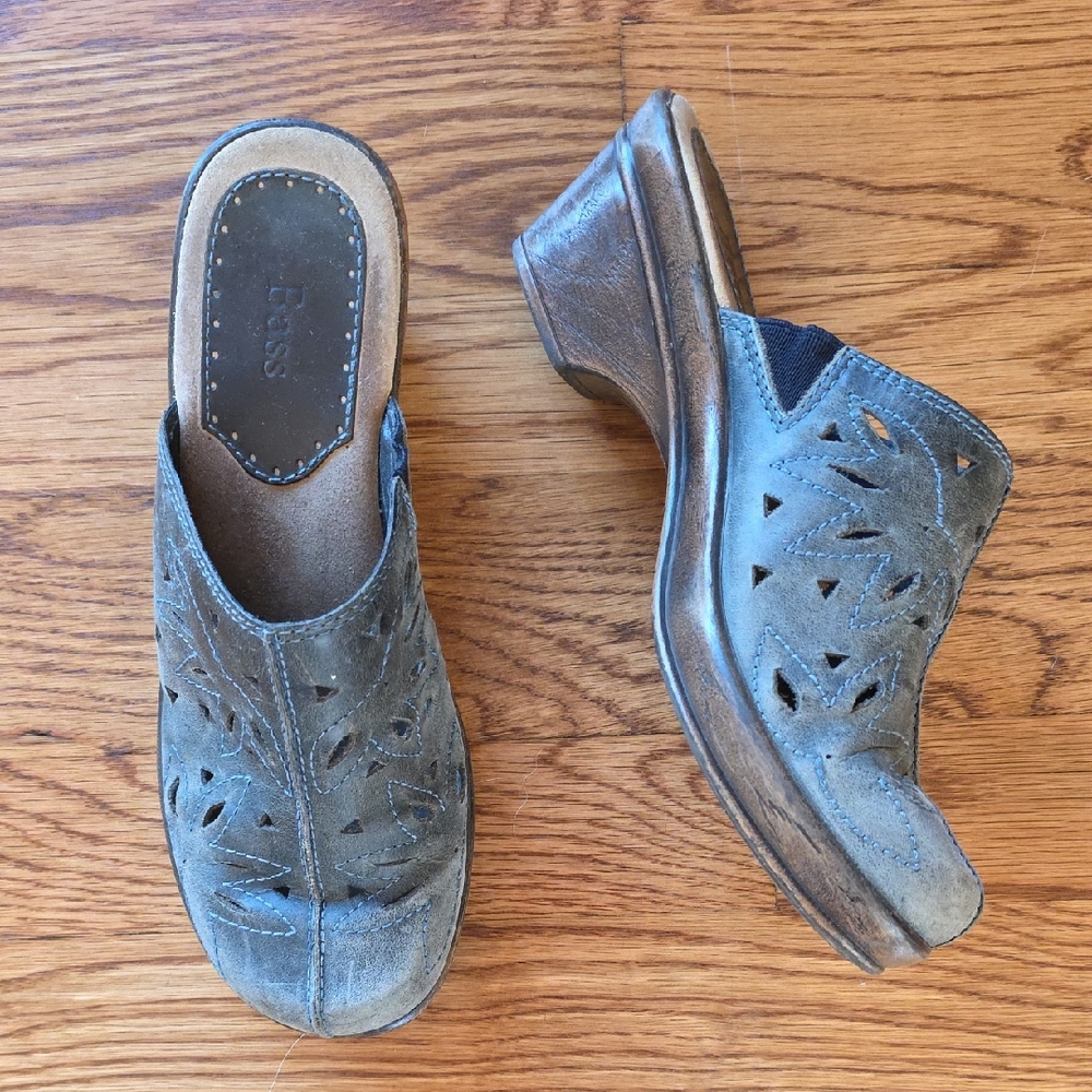 Boss Women's Distressed Blue Mules